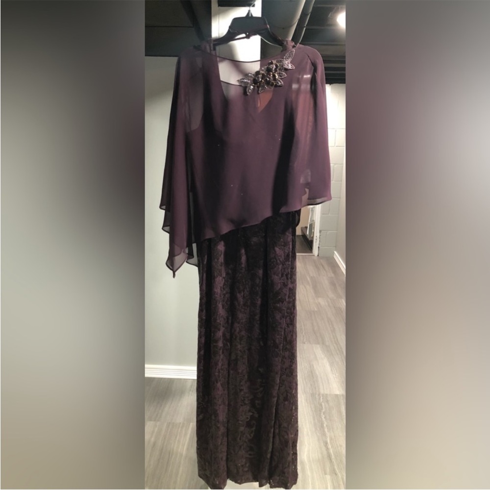 Size 16 formal purple evening gown with sheer embellished shawl. New with tags